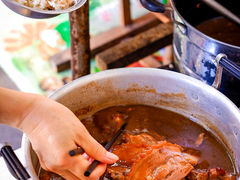 -梁阿婆廿年老牌扣肉糯米饭