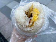 鸡蛋肉松味-糯米包油条(武汉大学店)
