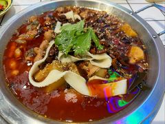 -晓彭肥肠鸡·泡椒鸡火锅(水木天地店)