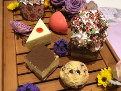 -MEET缘燕窝甜品&Tang's cake(华润万象城店)