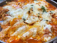 -亲昵春川鸡排(韩国美食街店)