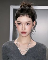 -明天见·化妆造型工作室