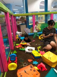 -孩子王童乐园(西安盛龙店)