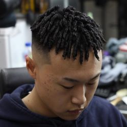 -贝勒爷专业男发