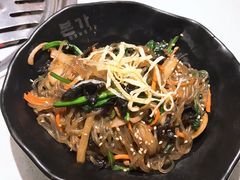 炒杂菜-本家韩国烤肉(青岛万象城店)
