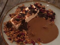 牛轧糖冰糕配太妃糖酱-RAC BAR(安福路店)