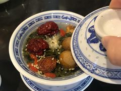 -巴四老城区炭火蛙锅(张江店)