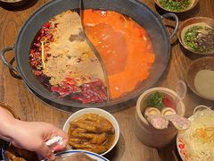 -萍姐火锅·公路夜市(武汉首店)