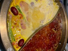 -小天鹅火锅·一线江景洪鼎旗舰店(洪崖洞店)