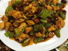 宫保鸡丁-老七饭馆(光荣道总店)