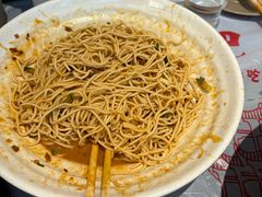 -肥肥虾庄·金牌油焖大虾(汉口城市广场店)