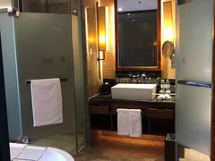 -三亚湾海居铂尔曼度假酒店