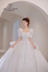 -洋洋婚纱品牌集合店