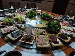 -周老三跷脚牛肉·全牛火锅(非遗传承店)