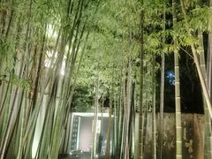 门面-穹六人间 people 6(岳阳路店)