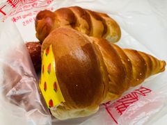 奶油牛角面包-新侨三宝乐面包店(崇文门店)