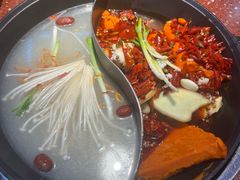 -赵美丽·重庆社区火锅·直营店(火车东站·中豪国际店)