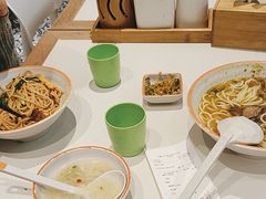 -大食代美食广场(上海中心店)