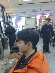 -藤野造型烫染·漂发