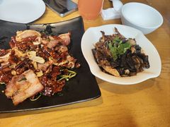 -隔壁老王·家常云南菜(花巷店)