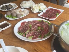 鲜牛展-吉友粥底火锅(方斜路店)