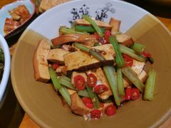 衡山香干-吃香喝辣·地道衡东菜(南岳大庙店)