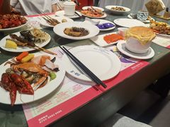 -四海一家自助餐(益田假日广场店)