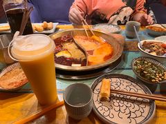 -房子红了鱼豆花重庆老火锅(广厦学院店)