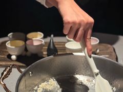 -左庭右院鲜牛肉火锅黑金店(陆家嘴中心店)