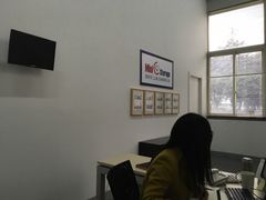 -StorHub趣存自助仓·迷你仓(普陀店)