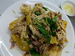 -正宗普宁豆干坊·洪记砂锅粥(红领巾路店)