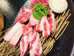 -草家酱蟹炭火烤肉店(珲春南路一店)