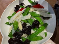 -自己人·宜昌菜(水悦城店)