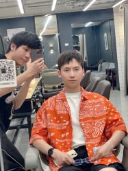 点击看大图 -藤野造型烫发染发