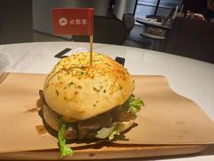 -必胜客(松雷店)