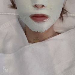 -YooMee优美智能科技美肤机构
