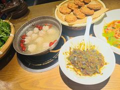 -吃饭皇帝大(长宁龙之梦店)