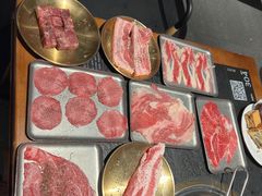 -何发发和牛烧肉·鳗鱼榴莲放题自助(乐峰广场店)