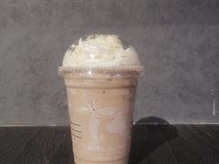 -瑞幸咖啡(新世界中心店)