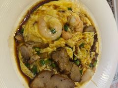 虾仁叉烧双拼滑蛋饭-旺记冰室(九龙中心大厦店)