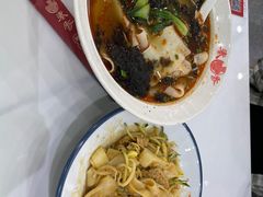 -秦香陕西食府(华贸天地店)