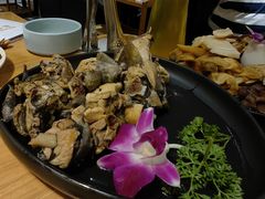 -一朵菌·野生菌探索家火锅(南亚店)