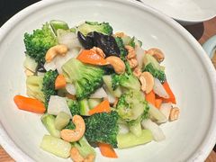 -波螺油子青岛本帮菜(银座店)