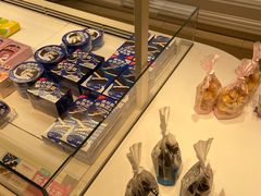 -好利来(新宜白店)