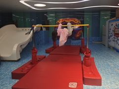 -Swim斯卫姆国际儿童游泳中心(红博中央公园店)