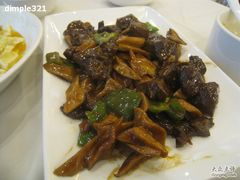 蚝油牛肉粒-王宝和酒家(黄浦店)
