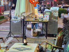 -山野的朋友露营炭火烤肉