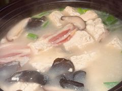 -荷塘秋月·本帮江浙菜(国权路店)