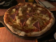 -Trattoria Altrove