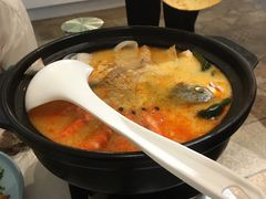 糟粕醋海鲜锅-香香海南菜餐厅